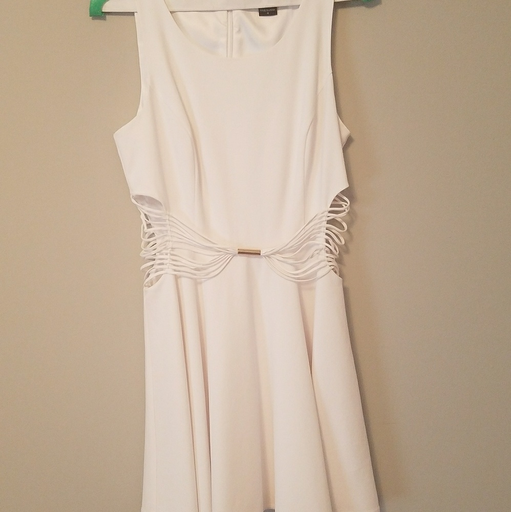 Fun and flirty white marciano dress